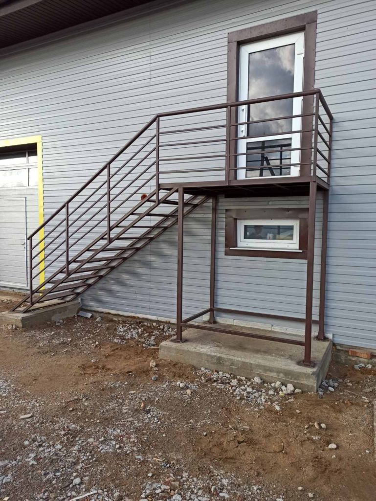 Металлические лестницы на заказ: индивидуальный подход к каждому клиенту