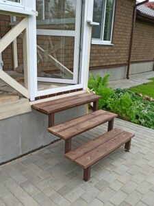 Крыльцо для частного дома, дачи