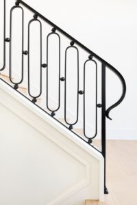 Ограждения лестниц в частном доме
