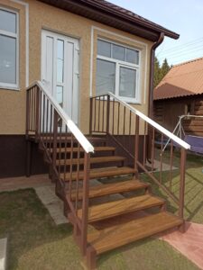 купить лестницу металлическую дом